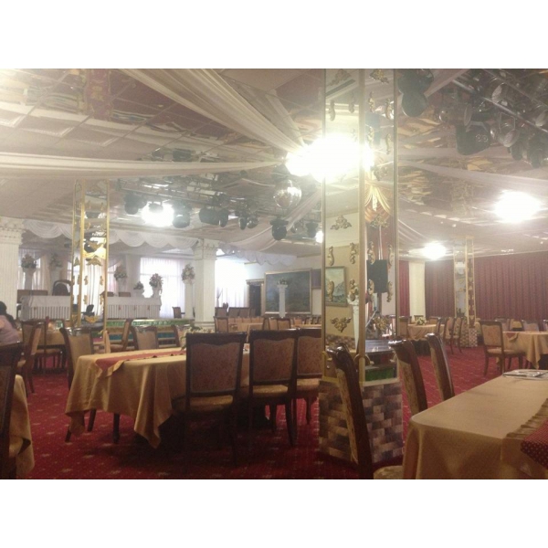 Ресторанный сервис бронирования столиков menu-rest.com - Интерьер ресторана "Шарль Азнавур"