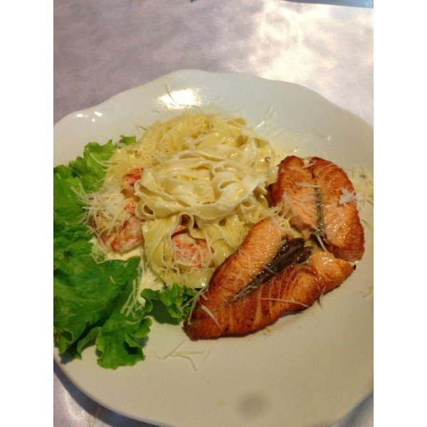 Ресторанный сервис бронирования столиков menu-rest.com - Интерьер ресторана "ЗОЛОТАЯ РЫБКА"