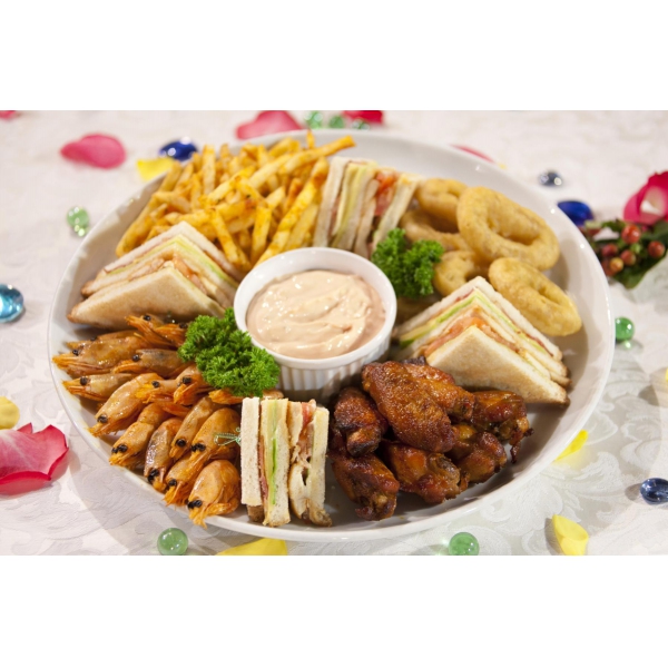 Ресторанный сервис бронирования столиков menu-rest.com - Интерьер ресторана "Б12"