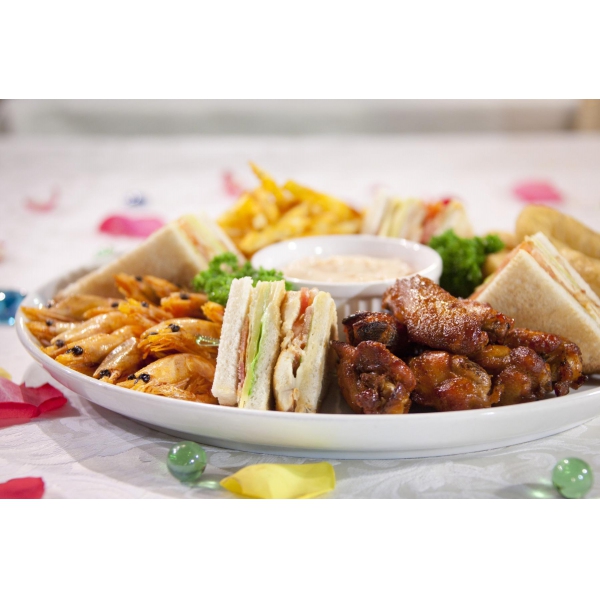 Ресторанный сервис бронирования столиков menu-rest.com - Интерьер ресторана "Б12"