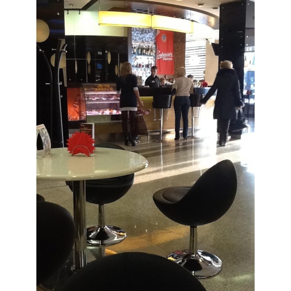 Ресторанный сервис бронирования столиков menu-rest.com - Интерьер ресторана "Ринг-н-ролл"