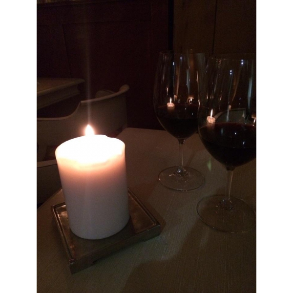 Ресторанный сервис бронирования столиков menu-rest.com - Интерьер ресторана "Vinoteka Dissident"