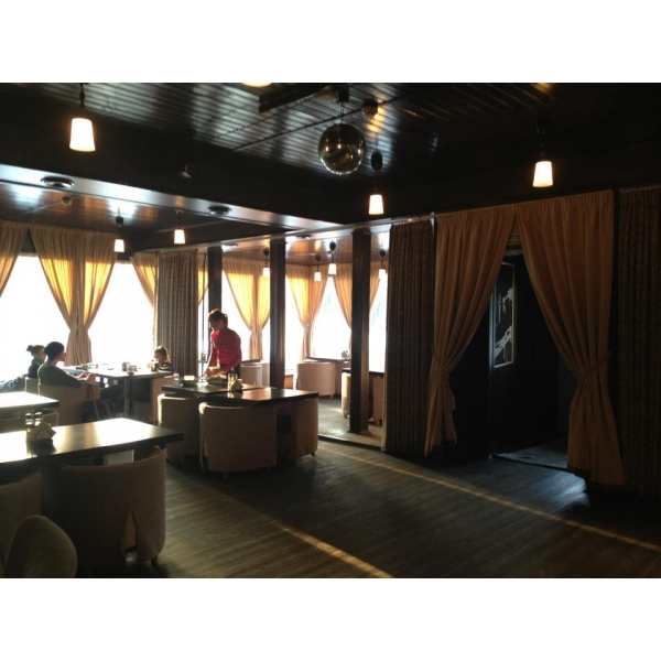 Ресторанный сервис бронирования столиков menu-rest.com - Интерьер ресторана "Lucky bar"