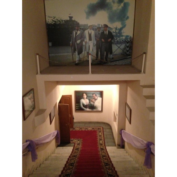 Ресторанный сервис бронирования столиков menu-rest.com - Интерьер ресторана "Жестокий романс"