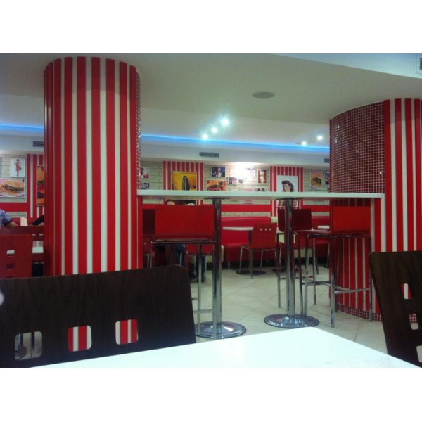 Ресторанный сервис бронирования столиков menu-rest.com - Интерьер ресторана "Jerry Wings"