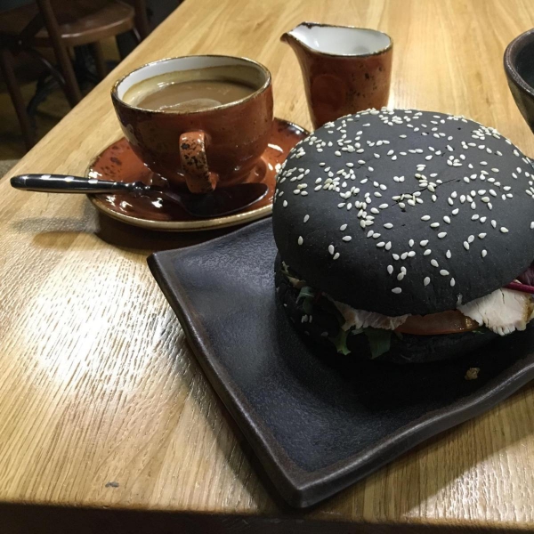 Ресторанный сервис бронирования столиков menu-rest.com - Интерьер ресторана "Hunky Dory"