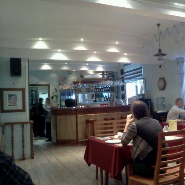 Ресторанный сервис бронирования столиков menu-rest.com - Интерьер ресторана "Золотой якорь"