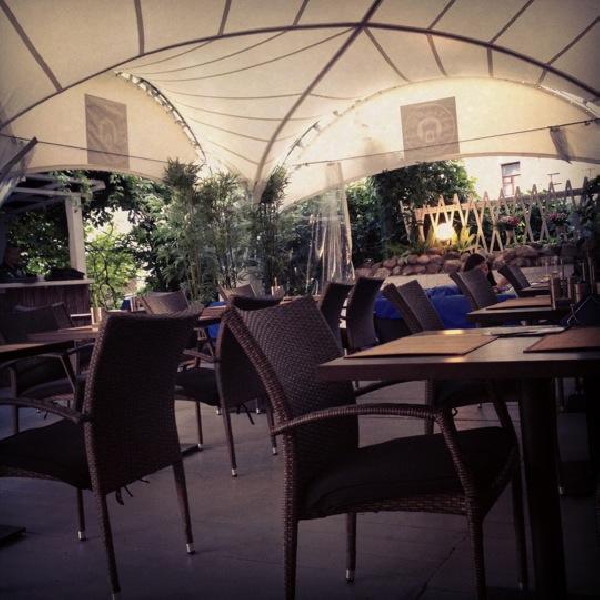 Ресторанный сервис бронирования столиков menu-rest.com - Интерьер ресторана "Castle Grill Bar"