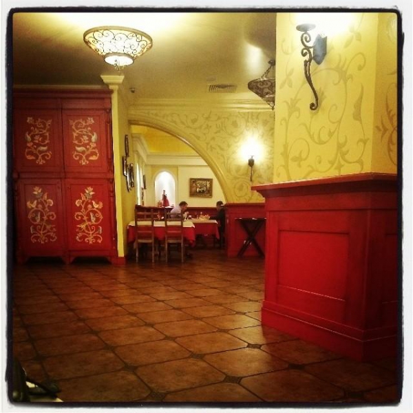 Ресторанный сервис бронирования столиков menu-rest.com - Интерьер ресторана "Хоромы"