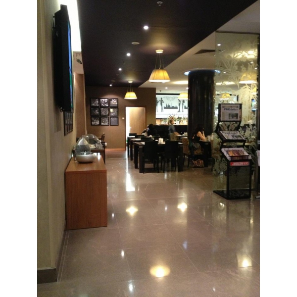 Ресторанный сервис бронирования столиков menu-rest.com - Интерьер ресторана "Fleur Caffe`"