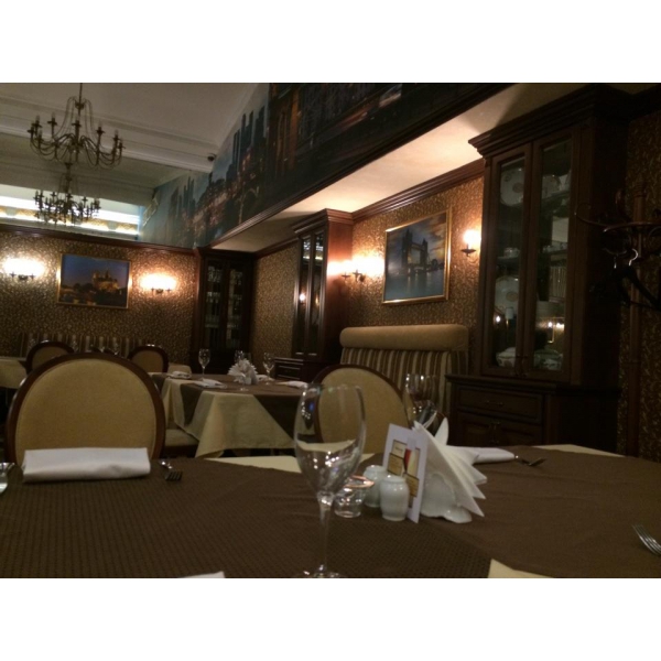 Ресторанный сервис бронирования столиков menu-rest.com - Интерьер ресторана "Центральный"