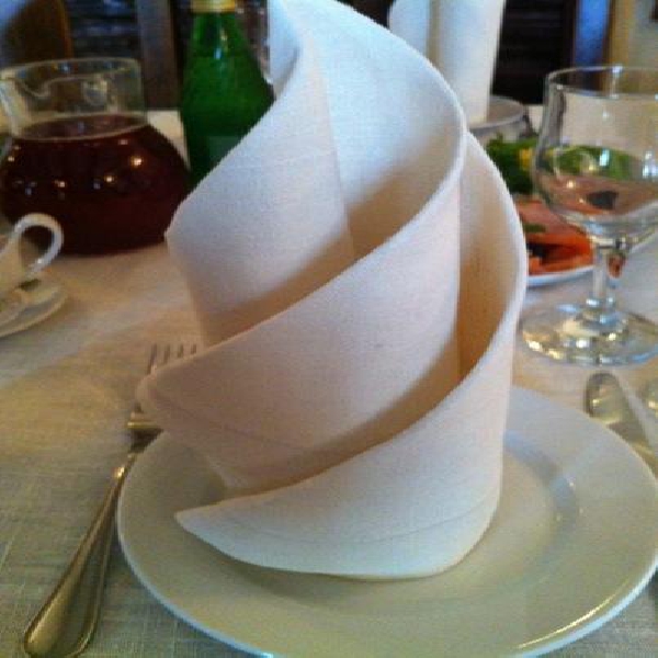 Ресторанный сервис бронирования столиков menu-rest.com - Интерьер ресторана "Трактир на Новой"