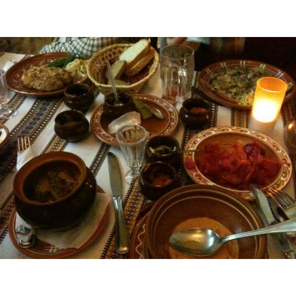 Ресторанный сервис бронирования столиков menu-rest.com - Интерьер ресторана "Тарас Бульба"