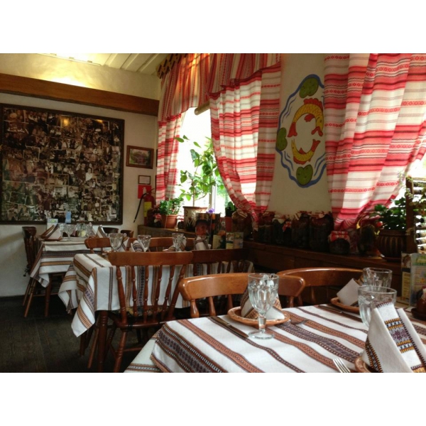 Ресторанный сервис бронирования столиков menu-rest.com - Интерьер ресторана "Тарас Бульба"