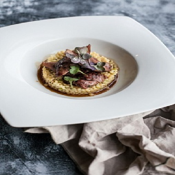 Ресторанный сервис бронирования столиков menu-rest.com - Интерьер ресторана "Backstage"