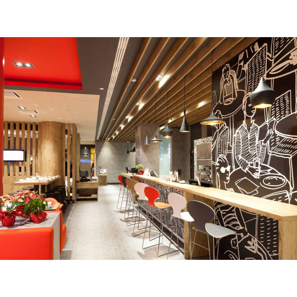 Ресторанный сервис бронирования столиков menu-rest.com - Интерьер ресторана "Ibis kitchen"