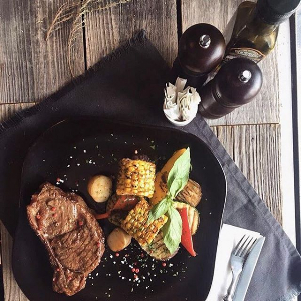 Ресторанный сервис бронирования столиков menu-rest.com - Интерьер ресторана "Дэйли`с"