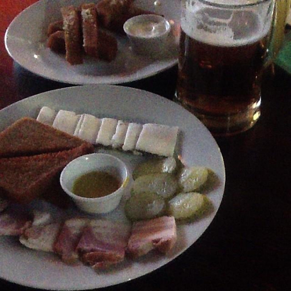 Ресторанный сервис бронирования столиков menu-rest.com - Интерьер ресторана "Кружка"