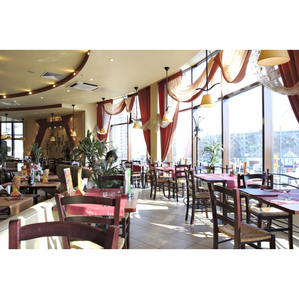 Ресторанный сервис бронирования столиков menu-rest.com - Интерьер ресторана "IL Патио"