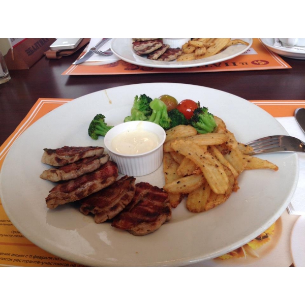 Ресторанный сервис бронирования столиков menu-rest.com - Интерьер ресторана "IL Патио"