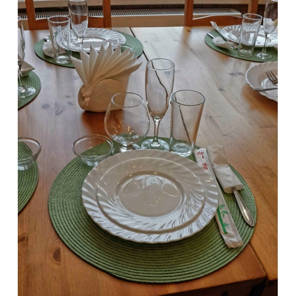 Ресторанный сервис бронирования столиков menu-rest.com - Интерьер ресторана "Миюши"