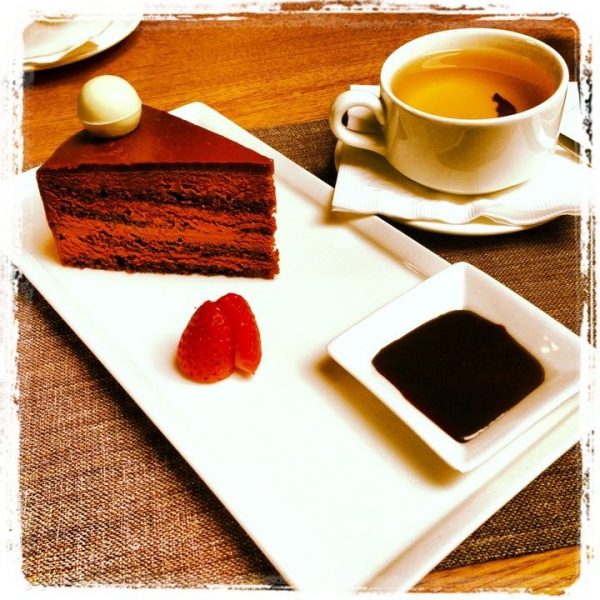 Ресторанный сервис бронирования столиков menu-rest.com - Интерьер ресторана "Инари"