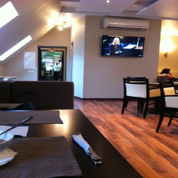 Ресторанный сервис бронирования столиков menu-rest.com - Интерьер ресторана "Инари"