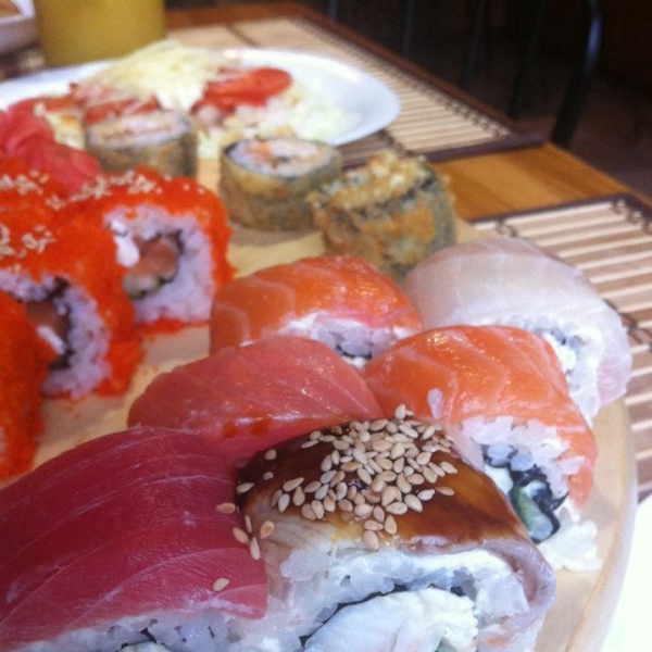 Ресторанный сервис бронирования столиков menu-rest.com - Интерьер ресторана "РОЛЛОФФ"