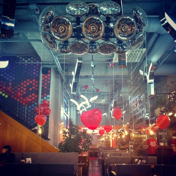 Ресторанный сервис бронирования столиков menu-rest.com - Интерьер ресторана "Две палочки"