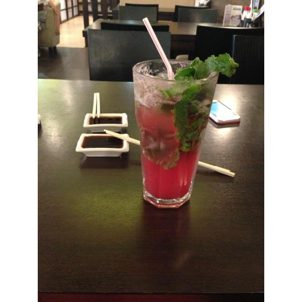 Ресторанный сервис бронирования столиков menu-rest.com - Интерьер ресторана "Планета Суши"