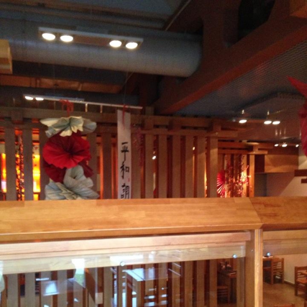 Ресторанный сервис бронирования столиков menu-rest.com - Интерьер ресторана "Якитория"