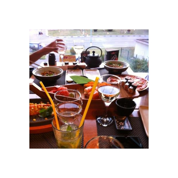 Ресторанный сервис бронирования столиков menu-rest.com - Интерьер ресторана "Якитория"