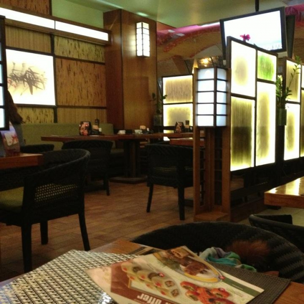 Ресторанный сервис бронирования столиков menu-rest.com - Интерьер ресторана "Якитория"