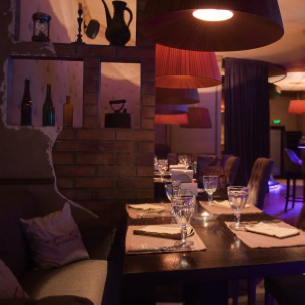 Ресторанный сервис бронирования столиков menu-rest.com - Интерьер ресторана "MyPlace"