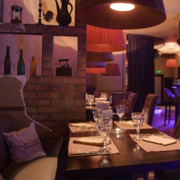 Ресторанный сервис бронирования столиков menu-rest.com - Интерьер ресторана "MyPlace"