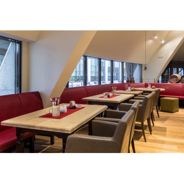 Ресторанный сервис бронирования столиков menu-rest.com - Интерьер ресторана "Paulaner brauhaus"