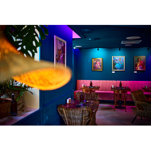 Ресторанный сервис бронирования столиков menu-rest.com - Интерьер ресторана "Тхали и Карри"